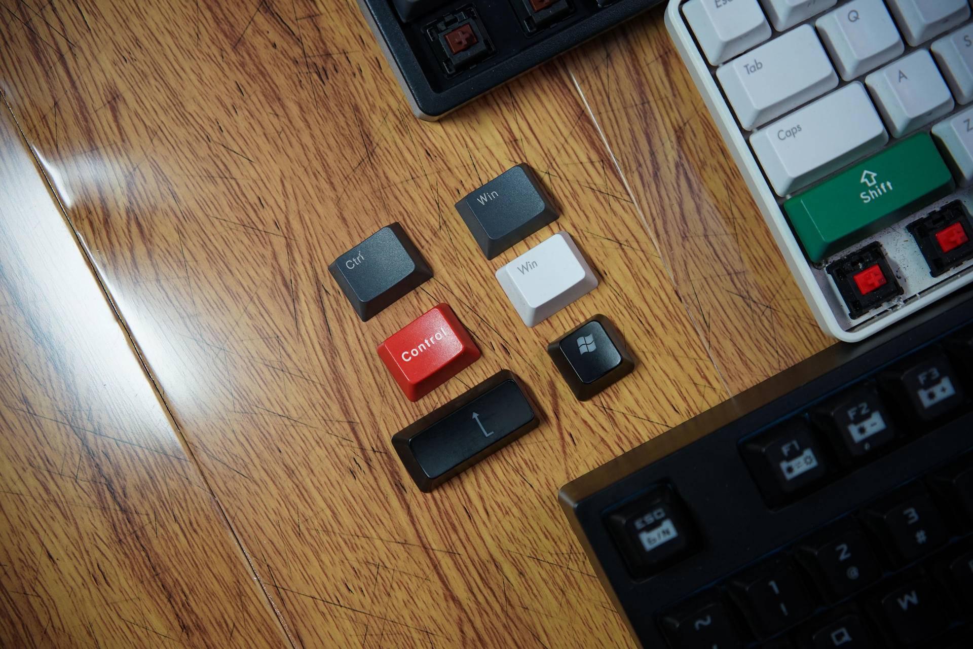 雷柏v860和达尔优a87哪个好用,性价比键盘茶轴推荐