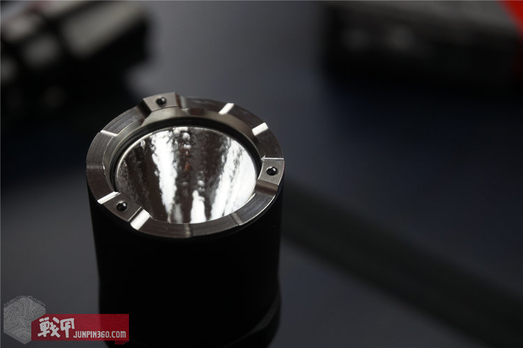 纳丽德p80强光手电筒评测,纳丽德p80手电可以带上高铁吗