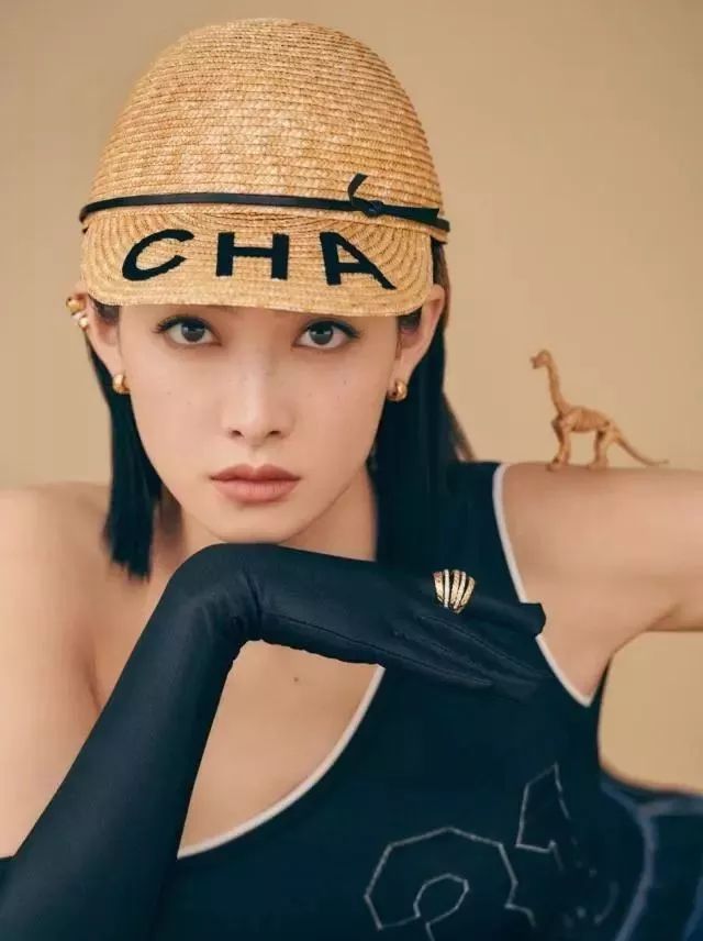 袁姗姗、唐嫣、马思纯的“伪素颜”，满满都是眼妆的硬技巧