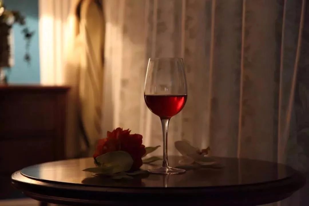 高端环保木门推荐,欧派木门和开开木门哪个好