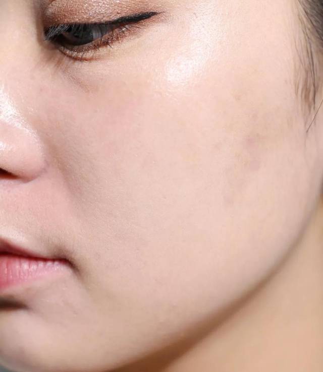 dw粉底液1w1和1w2哪个适合干皮,十大公认好用的干皮粉底液