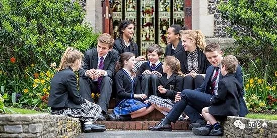 英国大学校园内性侵案频发,英国私立学校性侵事件