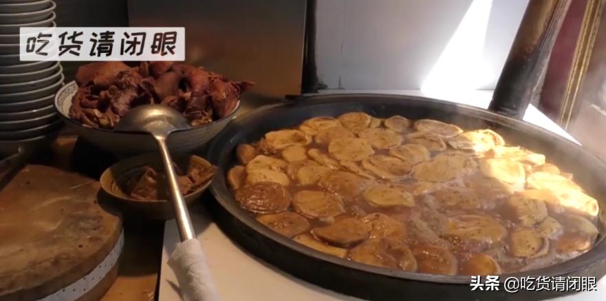 九门胡同老北京卤煮火烧,京城卤煮第一家有什么老北京风味