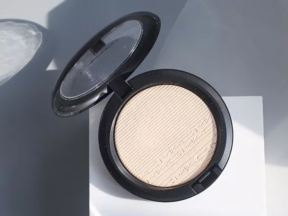 新手修容瘦脸最简单的方法,手把手教你面部修容