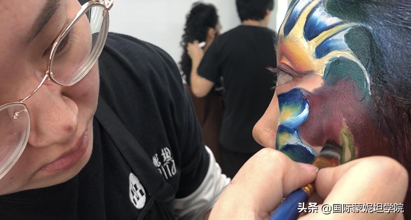 期末季｜北京化妆精英班迎来创意妆毕业考挑战