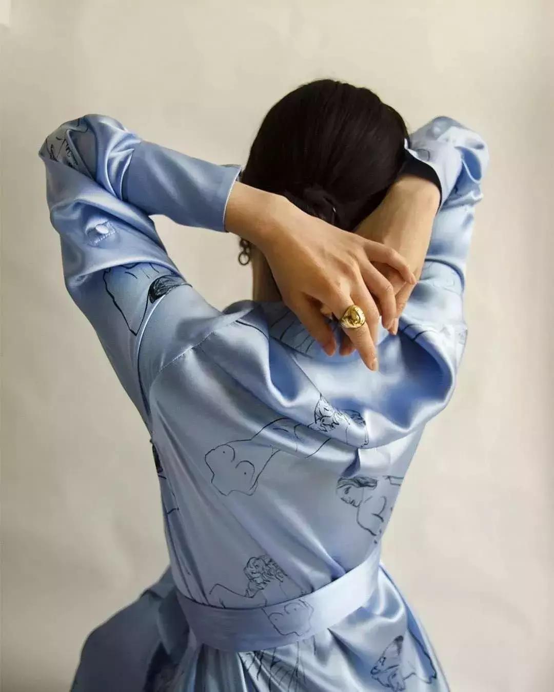 夏天什么面料最透气清凉,夏天穿什么面料凉爽