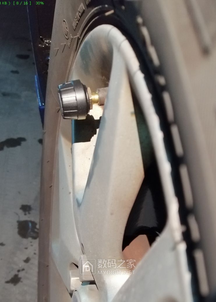 太阳能胎压监测器拆机,太阳能两用进口胎压监测器