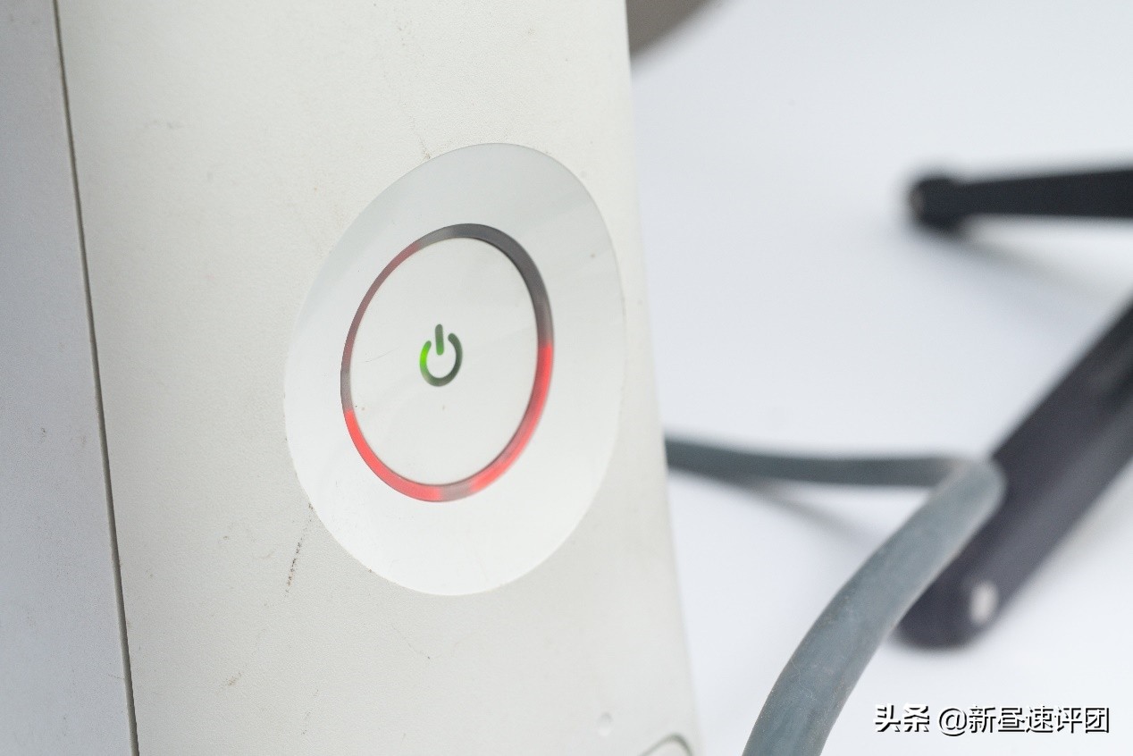 xbox360白色老版怎么拆,xbox360维修视频教程