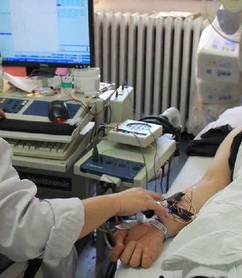 吃什么能缓解早期孕吐,孕妇早期孕吐严重怎么缓解