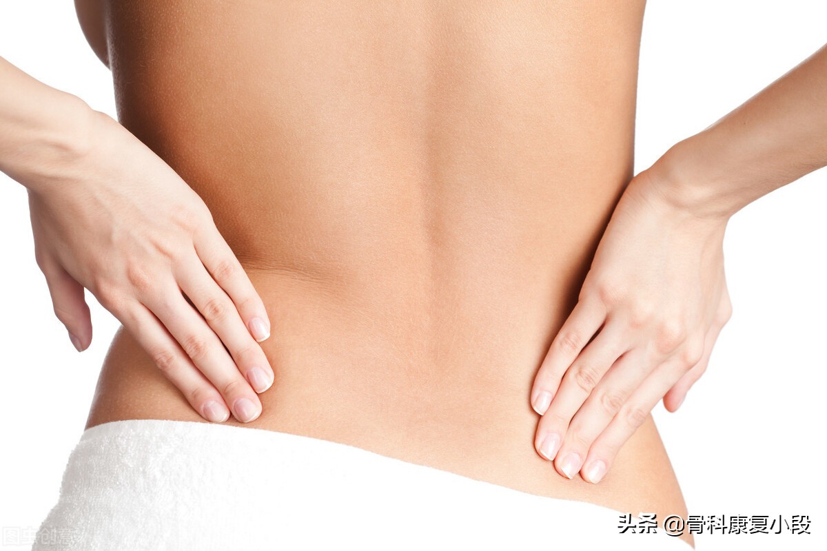 腰摸上去冷,腰摸起来很软