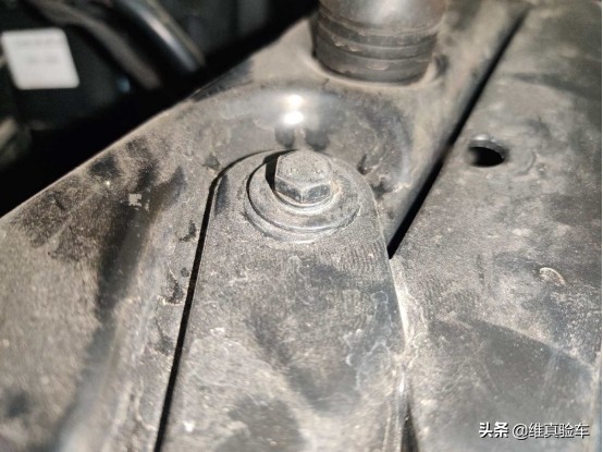 起亚k52016款2.0lhybridgls,起亚k52021款380gtline旗舰版