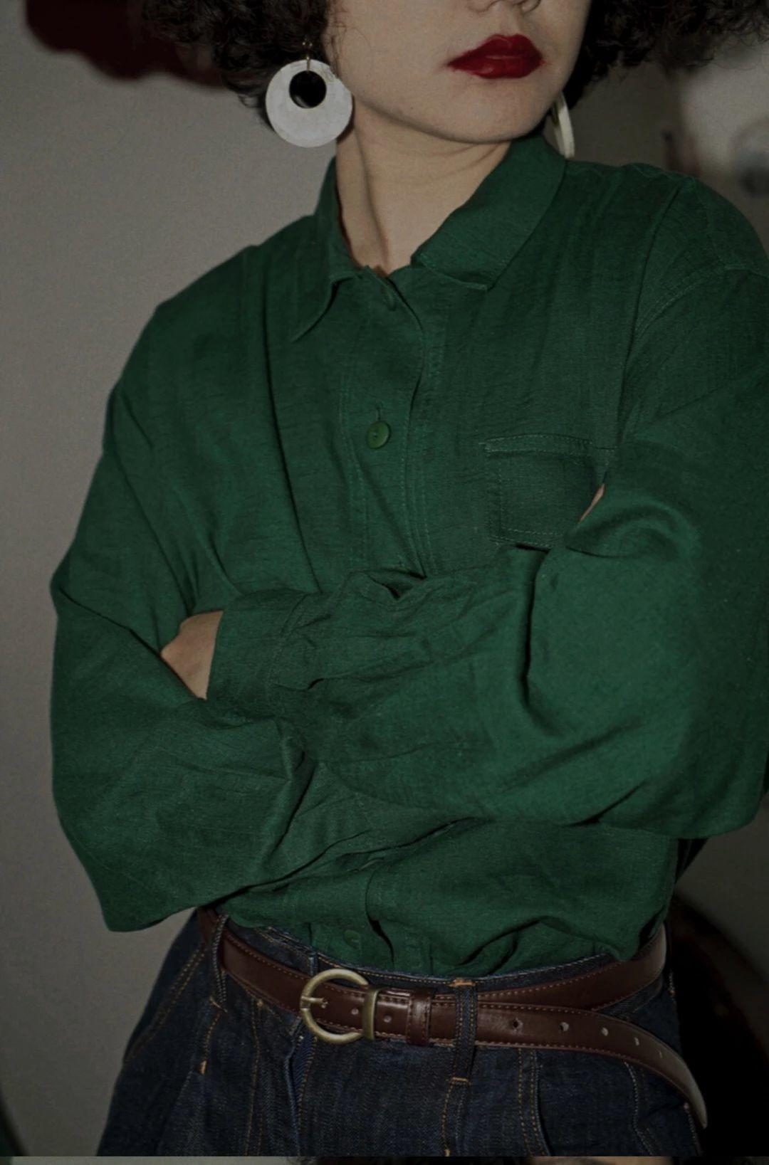 轻熟性感,这3家店的「西装+衬衣+连衣裙」带着法式慵懒