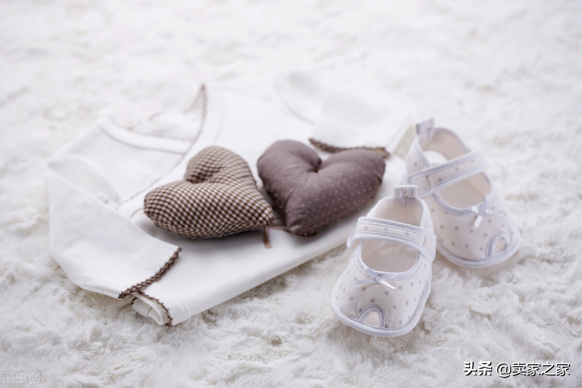 亚马逊平台适合卖哪些产品,亚马逊向线上模式转型