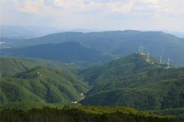 昆明周边60座山峰徒步,昆明徒步登山推荐看日落