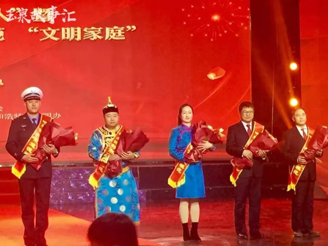 玉泉故事汇|玉泉区有这样一位把家长“说哭”的女校长