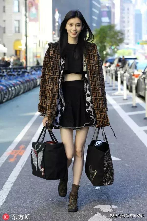 奚梦瑶短靴穿搭,奚梦瑶穿短靴子