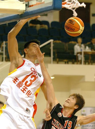 姚明生涯打架视频,姚明爆砍41分