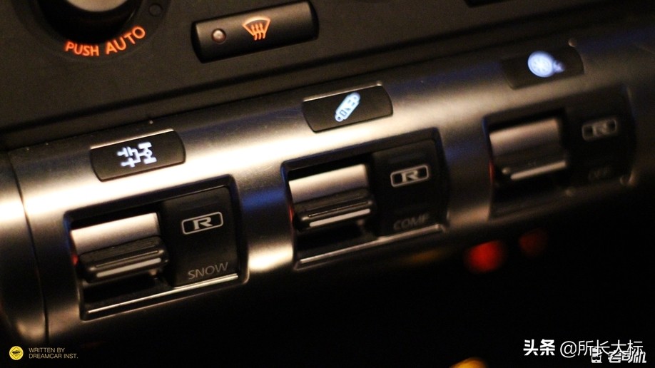 唯快是图，无数男孩梦想中的“战神”GTR轻体验