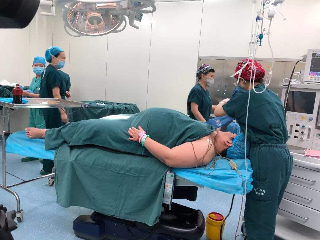 产科医生孕妇手术大出血后续,产妇妊娠高血压