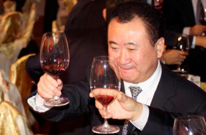 万达“最神秘”的美女秘书,王健林一人独享,薪酬待遇让人羡慕