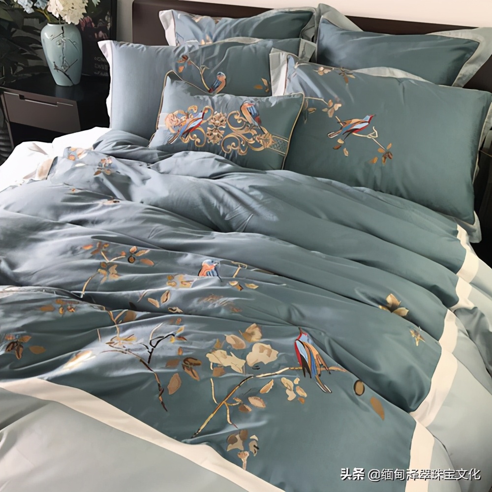 翡翠颜色的细节分类详解,翡翠帝王绿玉髓图片大全