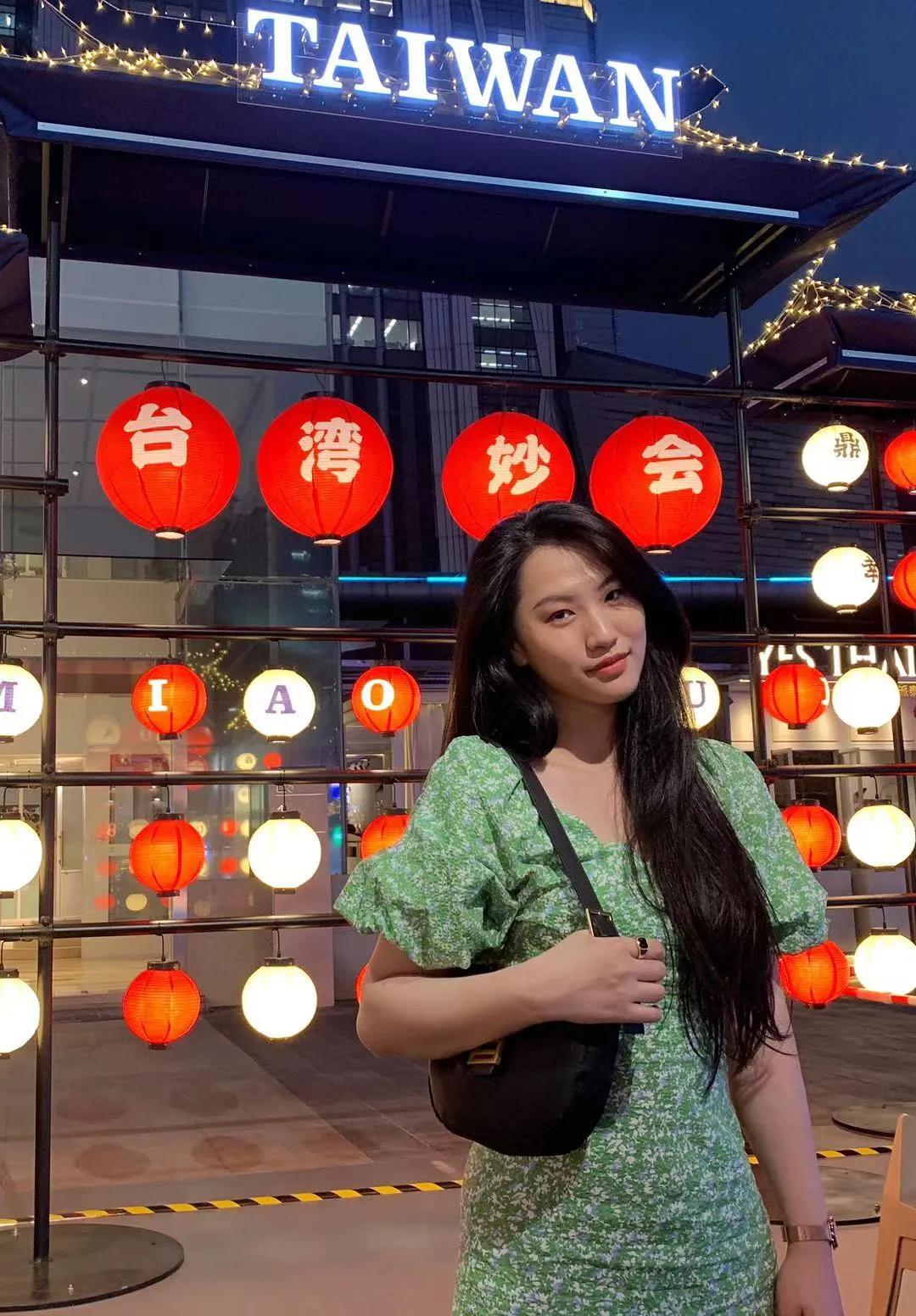 今年必入手的小裙子,比bm便宜的店铺