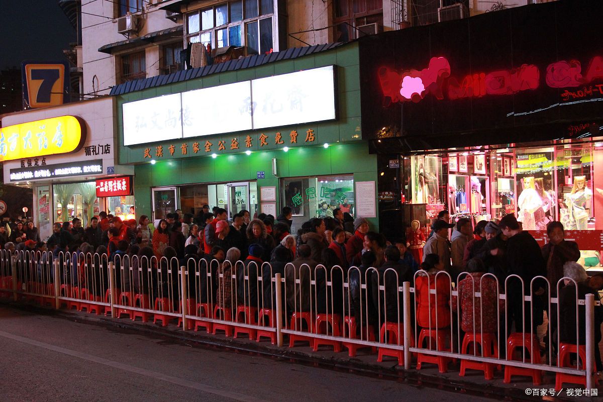 餐饮店灯光怎么样最亮最省钱,餐饮店面灯光太暗怎么提亮