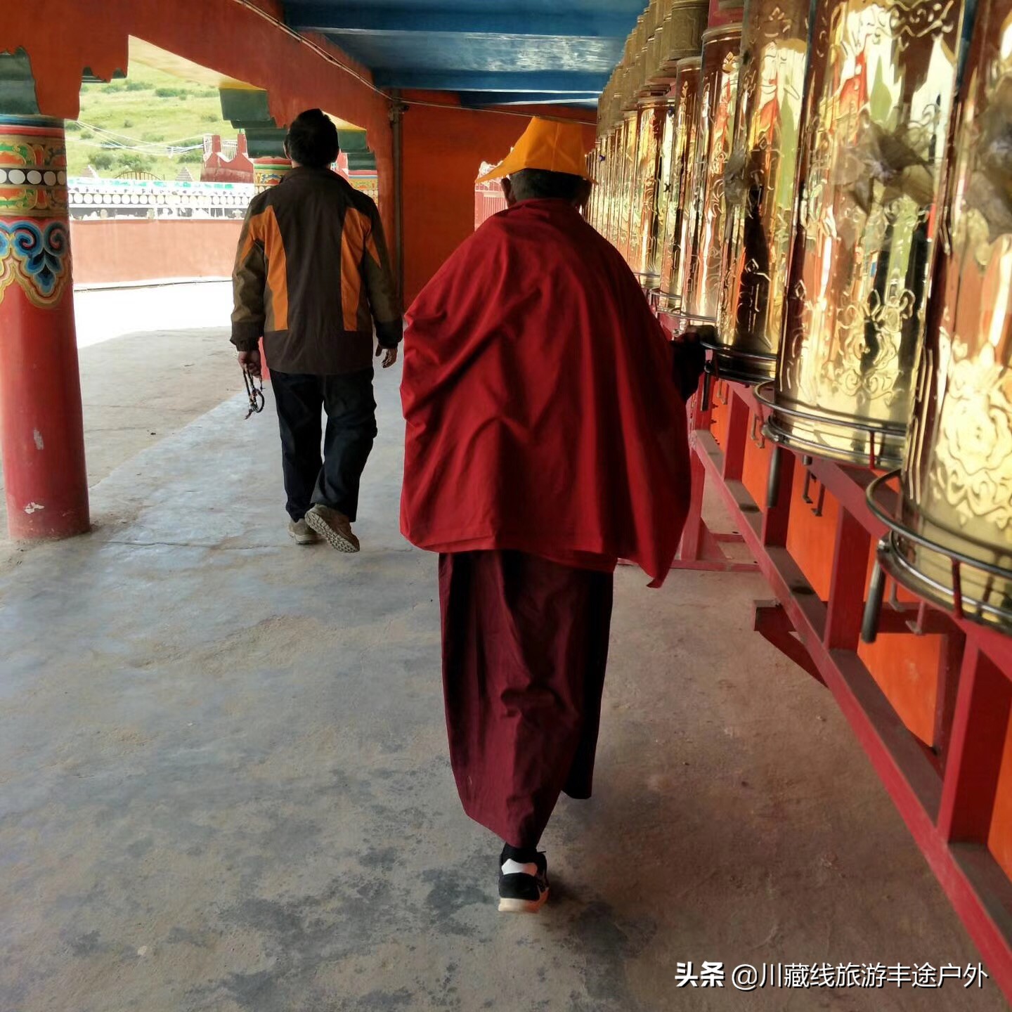 成都到色达旅游团旅游攻略,成都去色达的旅行团价格