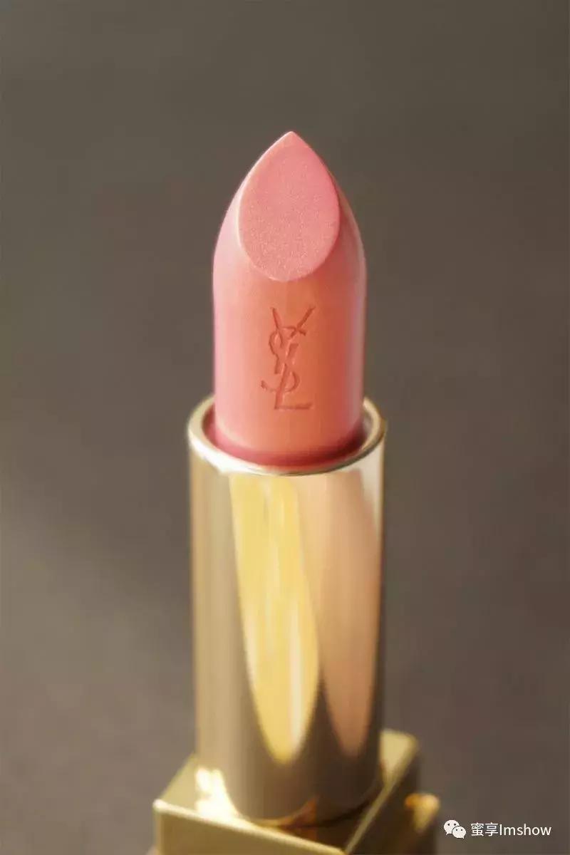 什么意思的口红显白显气质,什么颜色的口红显白显气质