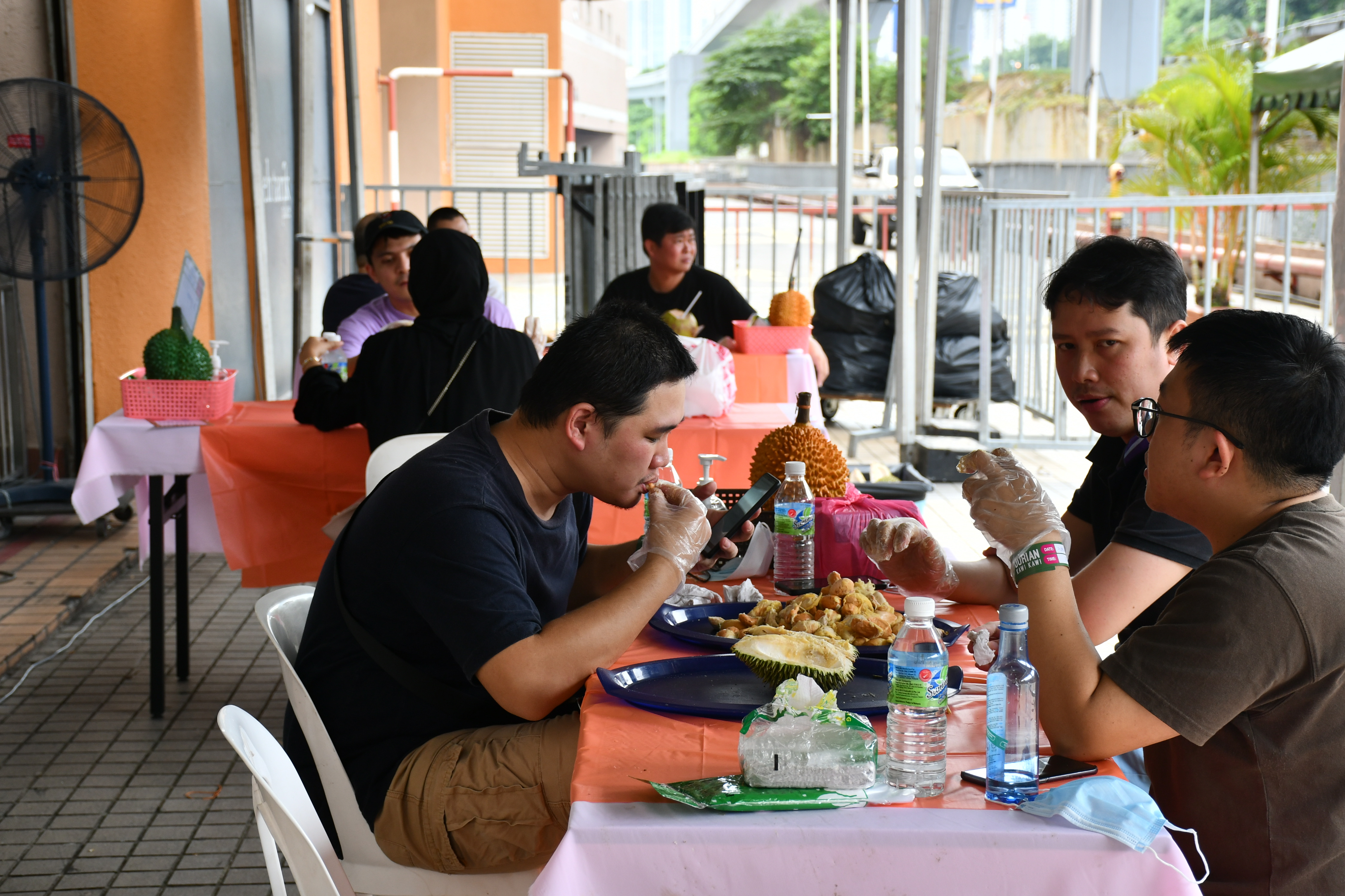 八月榴莲正当时，1Utama商场邀你参加DurianKawKaw榴莲美食派对