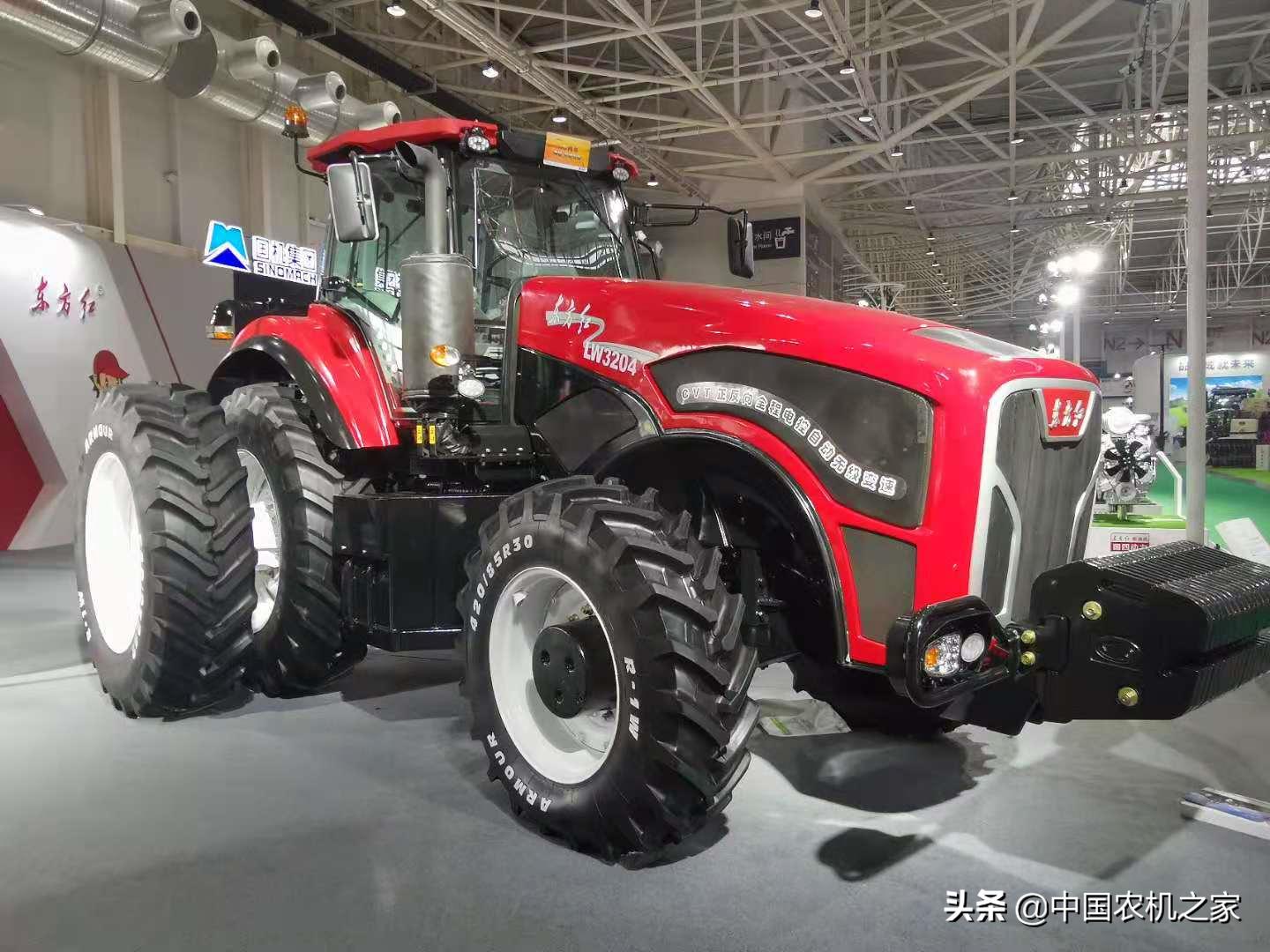 新手适合买什么样的拖拉机,如何选农用拖拉机