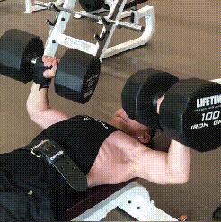 17岁亚裔男孩，为何练出如此强壮体魄？2年实现120万粉丝和5%体脂