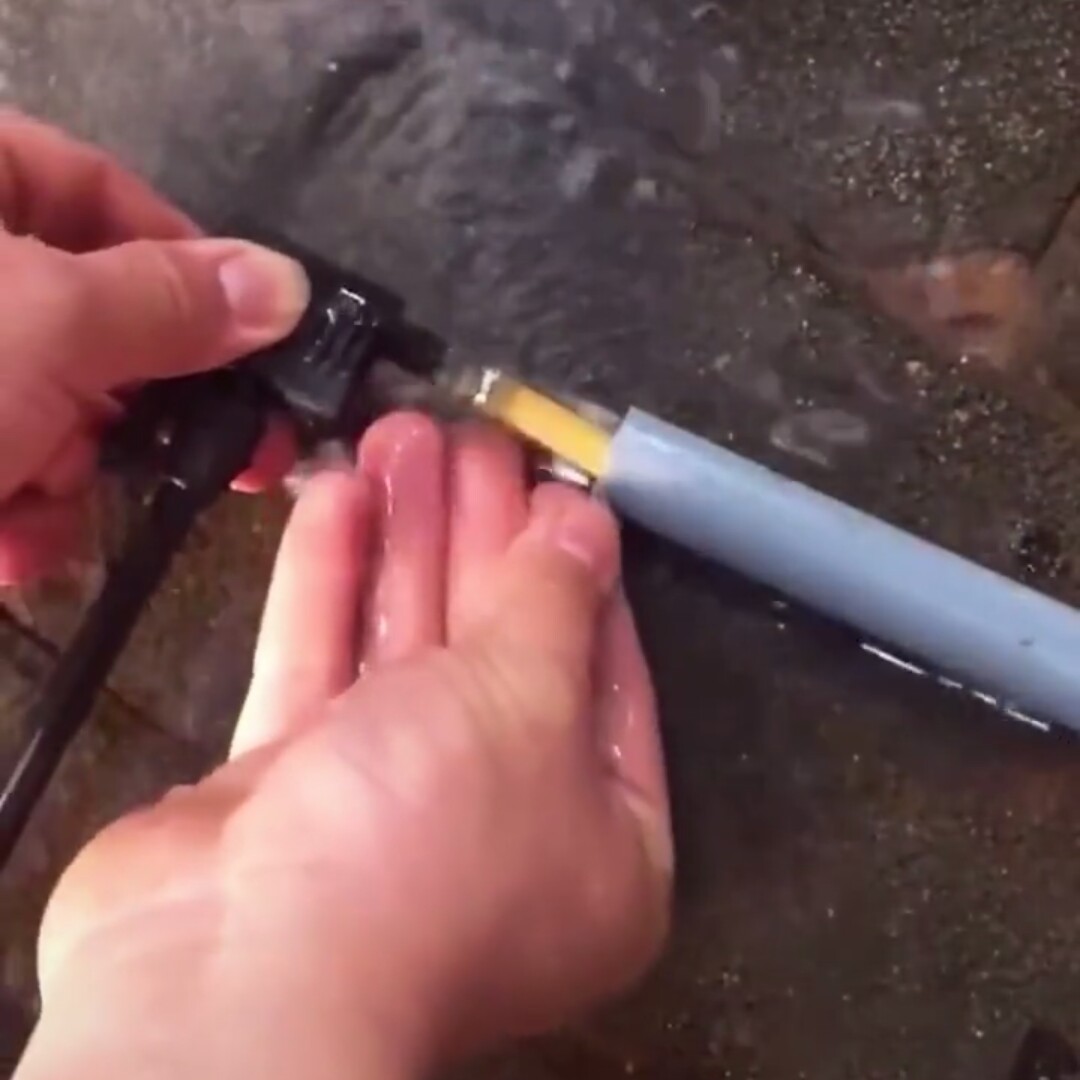 家里水管进水阀漏水各种修补方法,水管漏水关总阀有用吗