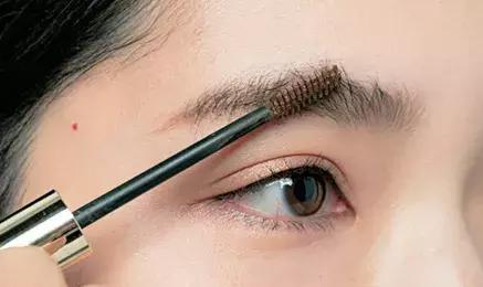 怎么把天生浓眉变淡眉,天生浓眉代表什么