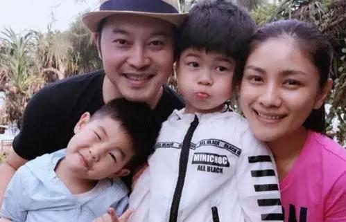 孩子做家务每次都要奖励,孩子每做一件事就给钱