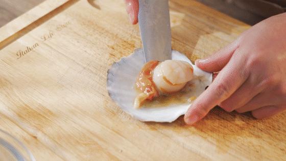 烧烤蒜蓉烤扇贝的做法视频教学,胶东大厨蒜蓉粉丝扇贝的正宗做法