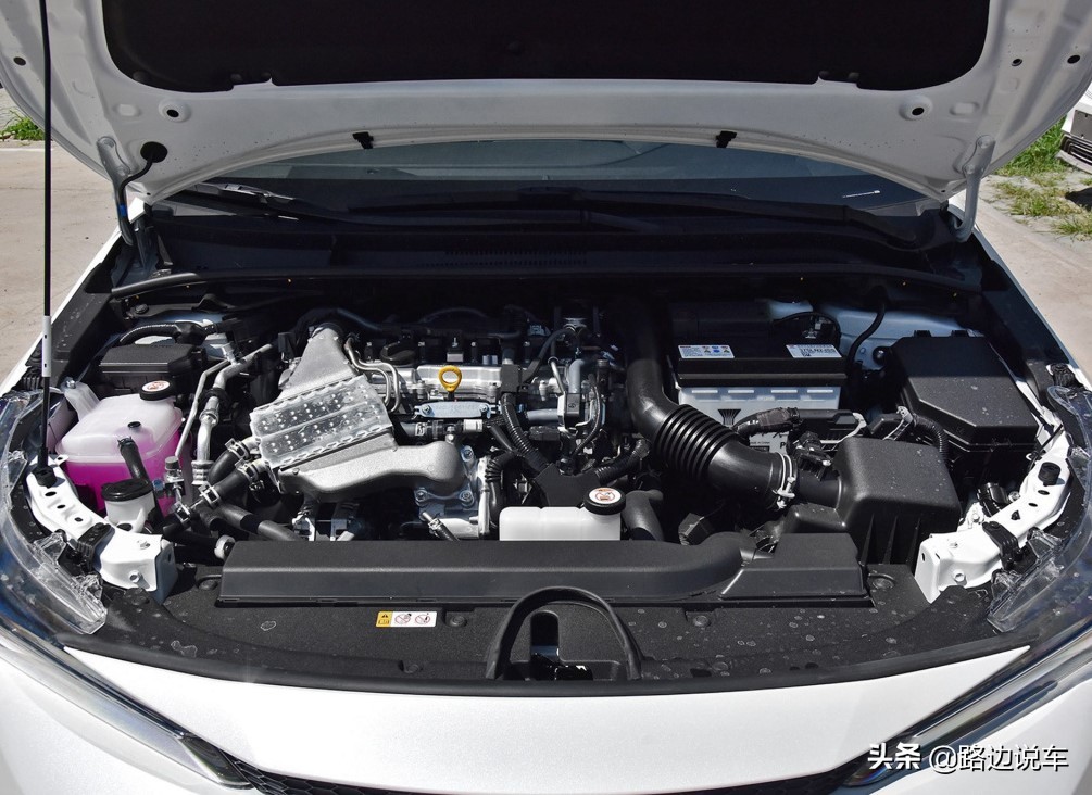 好车不贵经济实惠丰田雷凌,外观好看开起来舒适的车