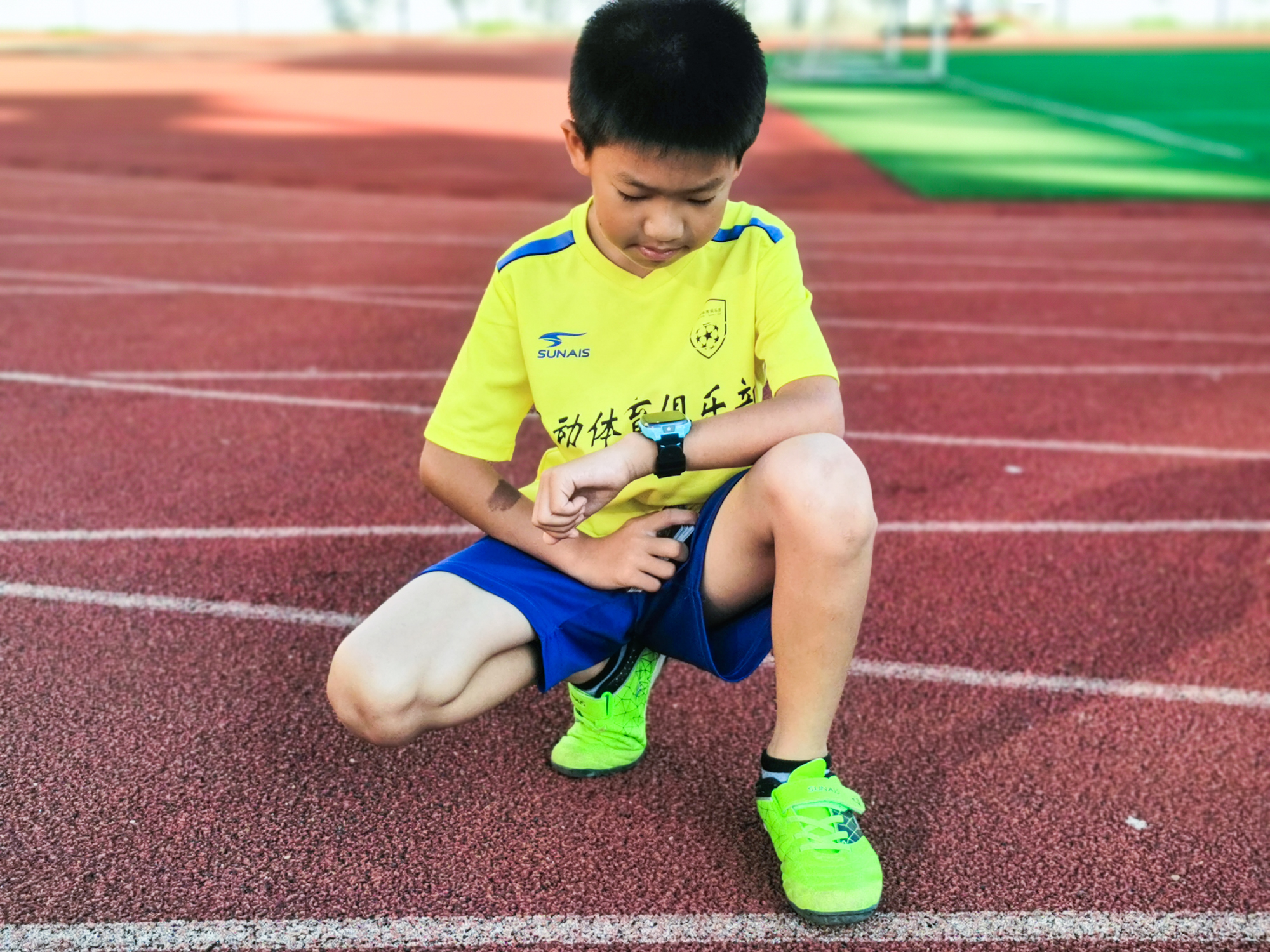 孩子上学要戴手表吗,360儿童手表p1pro和p1