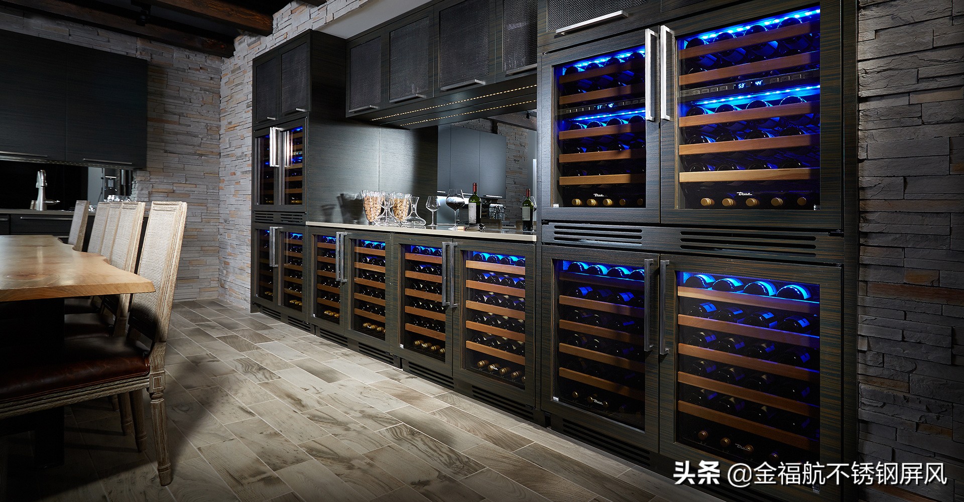 红酒为什么要放地窖,为何要用酒柜储存红酒