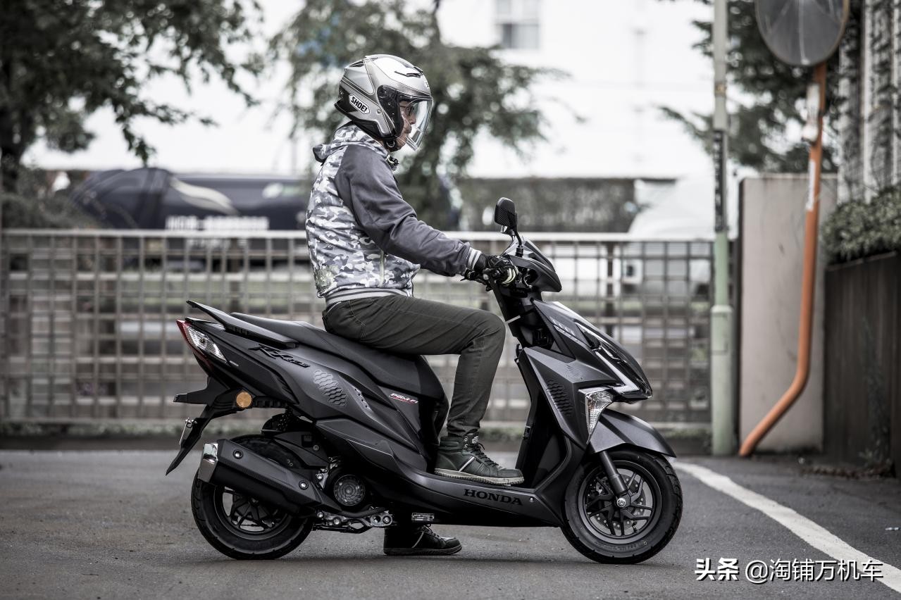 新大洲本田裂行rx125踏板价格,裂行新款rx125abs和uy125视频测评