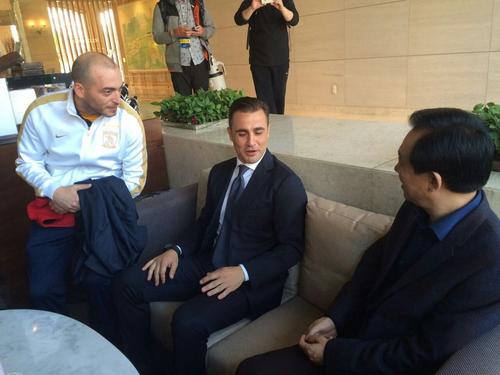 郑智广州恒大对卡纳瓦罗,卡纳瓦罗郑智近况