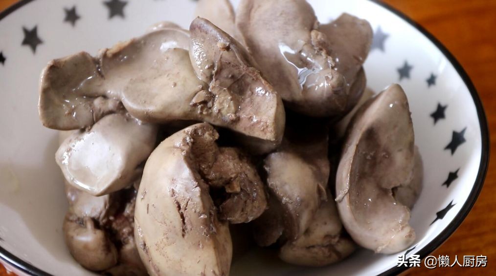 鸡肝是爆炒好吃还是白灼好吃,爆炒卤鸡肝