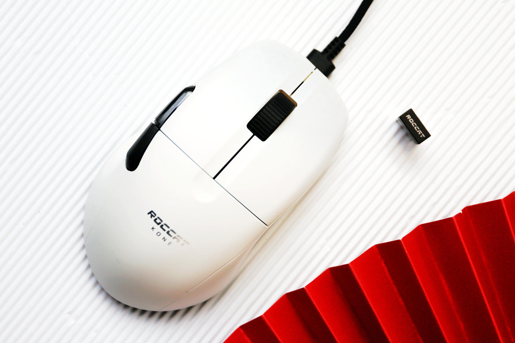 冰豹koneproair游戏鼠标,冰豹konepureultra和koneproair