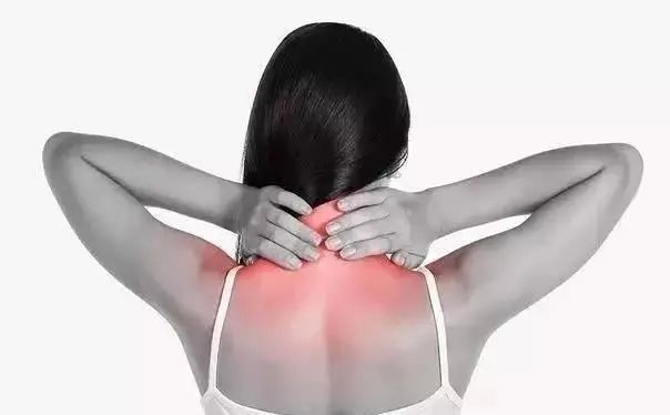 李佳琦和金靖谈减肥,金靖第二次上李佳琦直播间谈体重