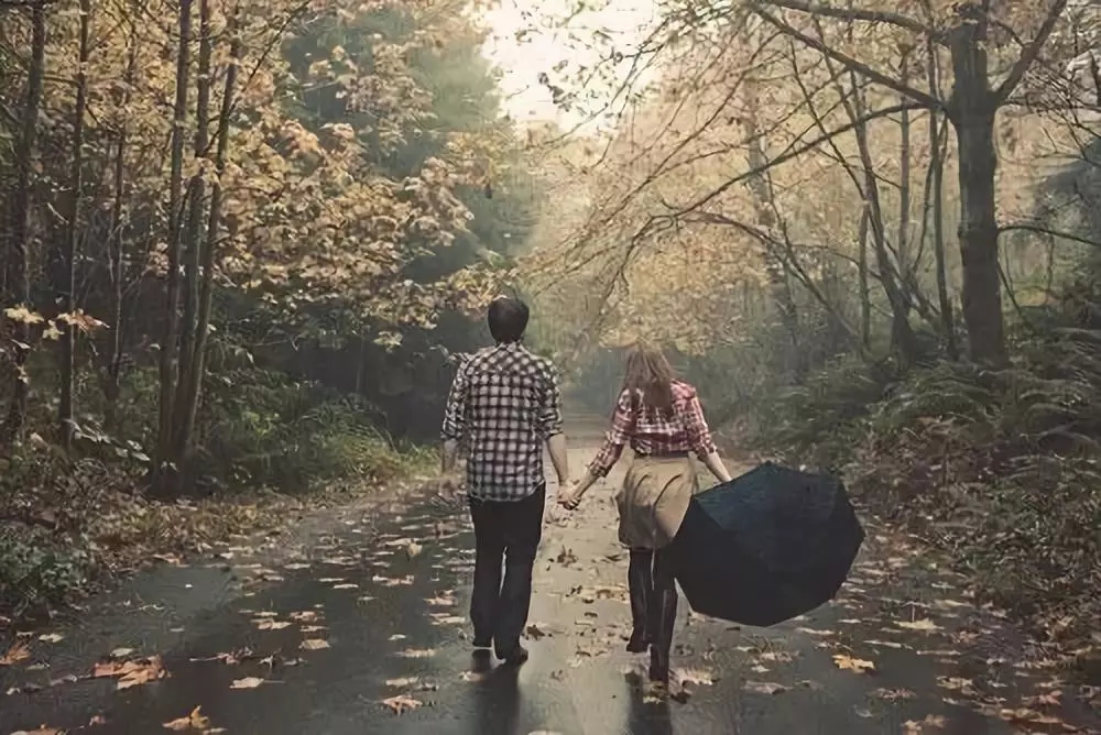 女人最喜欢男人开的车排行,女人最喜欢哪三样