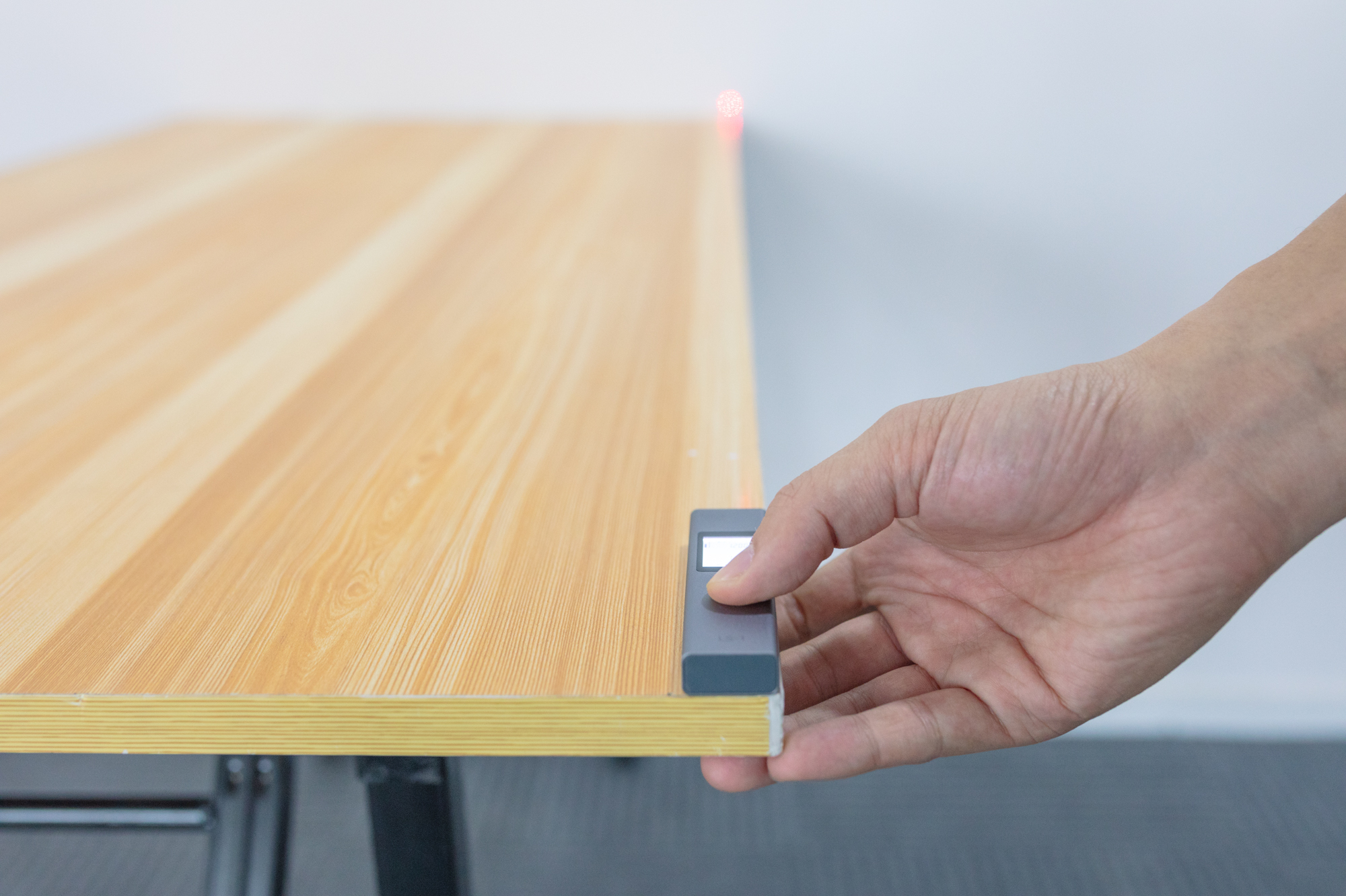 卷尺用久了会软吗,卷尺会割伤手吗