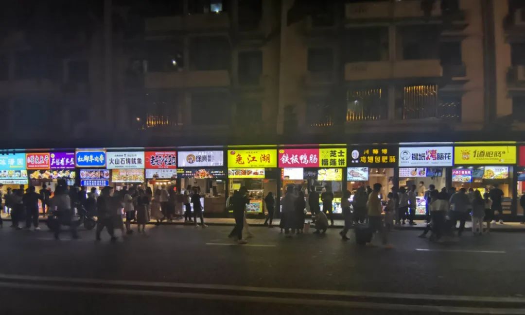 成都必打卡的夜景环线来了！只要9.9元