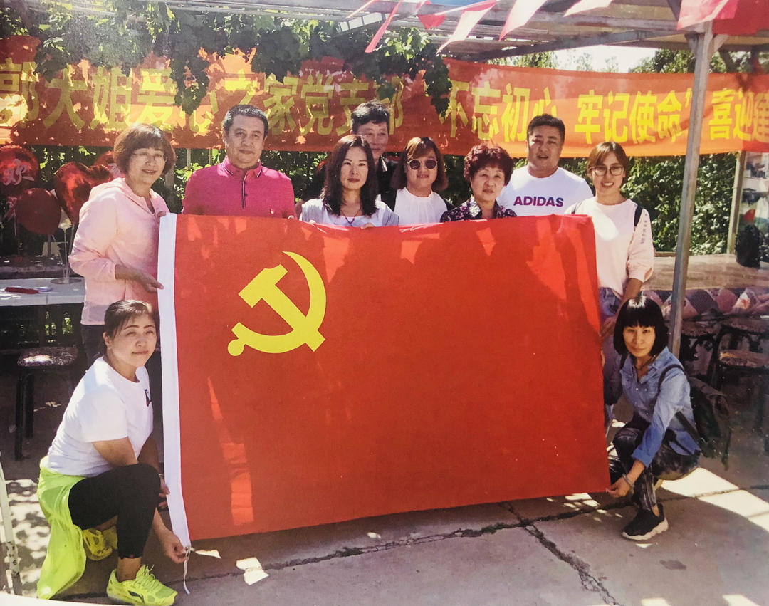 大连“郭大姐”创办“爱心之家”18年!女儿王坤接力投身公益