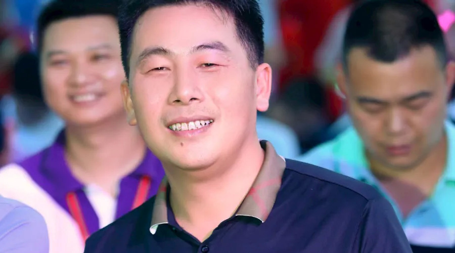 年销10亿的光瓶酒,一年销售2亿