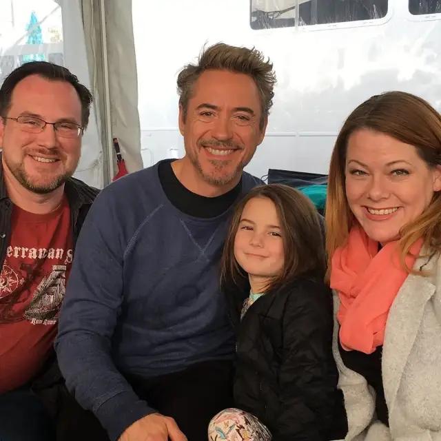 钢铁侠女儿声援中国疫情，真是难得的摩根小天使